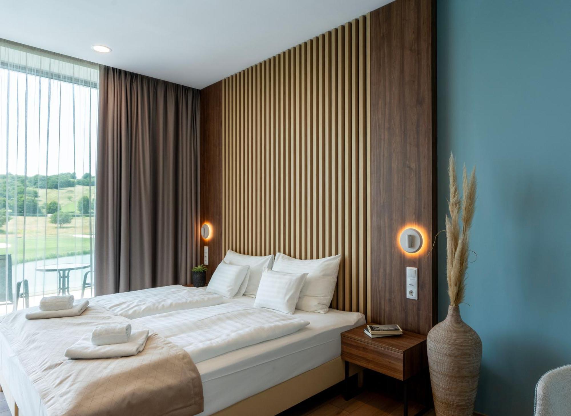 Zala Springs Golf Resort Zalacsány 外观 照片